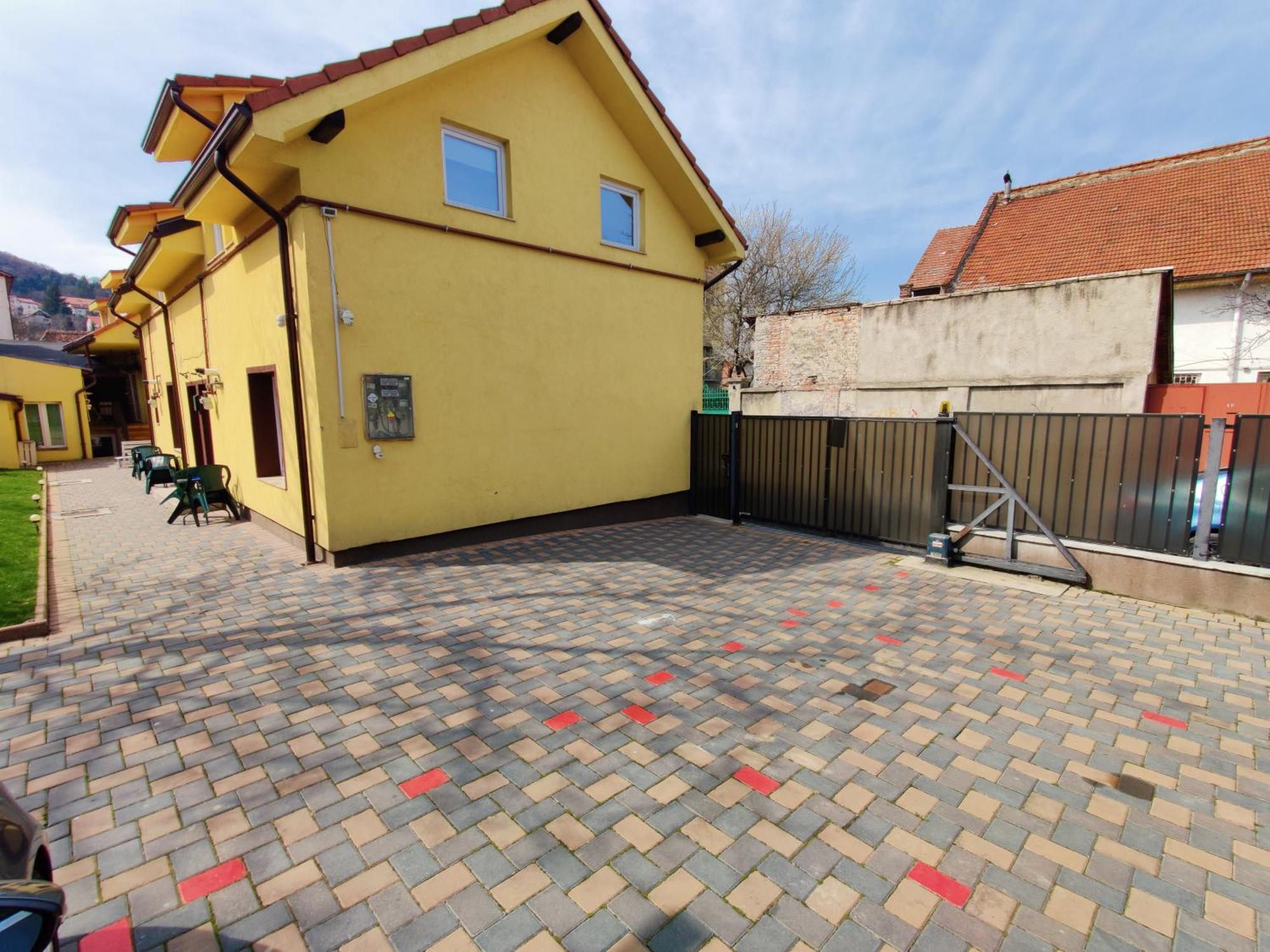 Apartamente De Inchiriat Lucky House Брашов Екстер'єр фото
